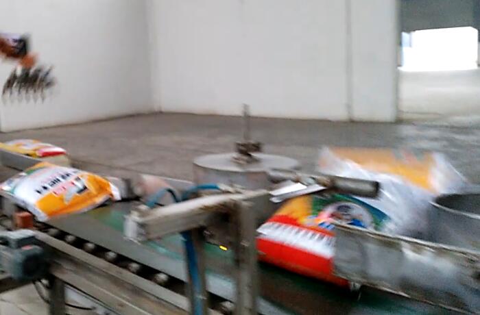 機械手碼垛機工作實例 機械手碼垛機工作實例